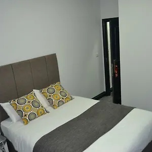Hotel Manor House London